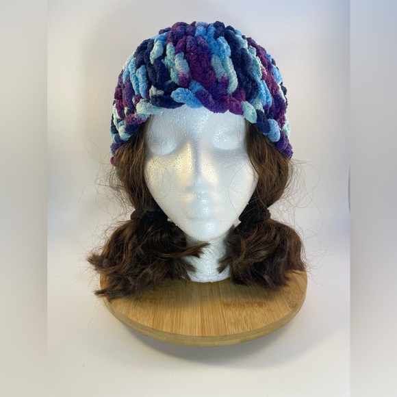 Handmade Kid’s Super Soft & Cozy Winter Hat With Loopy Pom-Pom - Purple & Blue - Picture 4 of 9